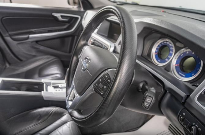 Volvo V60 I с пробегом 2012 года, цена 1 429 000 рублей, 31500 км, универсал, Автокод Объявления