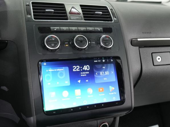 Volkswagen Touran I Рестайлинг 2 с пробегом 2012 года, цена 880 000 рублей, 210000 км, компактвэн, Автокод Объявления