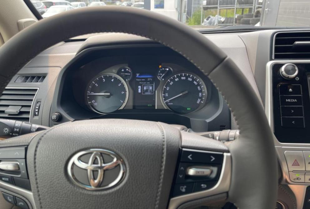 Toyota Land Cruiser Prado 150 Series Рестайлинг 2 Красноярск  - изображение 19