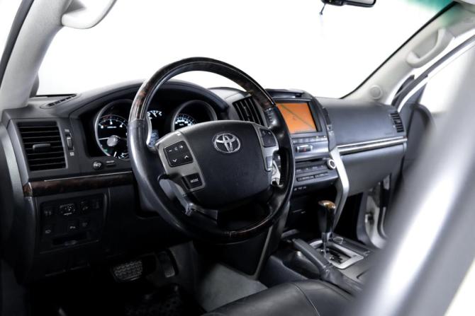 Toyota Land Cruiser 200 Series с пробегом 2011 года, цена 2 699 000 рублей, 406238 км, внедорожник, Автокод Объявления