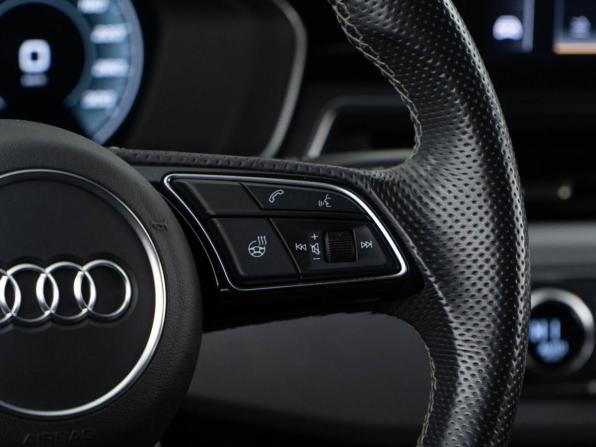 Audi A4 V (B9) Рестайлинг с пробегом 2020 года, цена 3 795 000 рублей, 94891 км, седан, Автокод Объявления