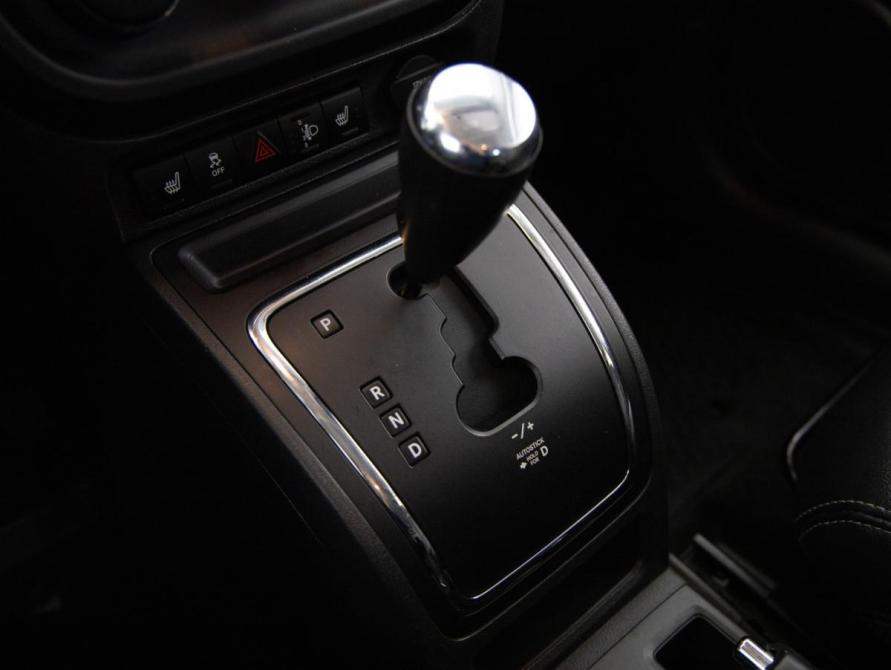 Jeep Compass I Рестайлинг Санкт-Петербург  - изображение 15