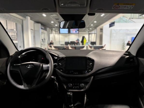 Lada (ВАЗ) Vesta I с пробегом 2021 года, цена 1 025 000 рублей, 71497 км, седан, Автокод Объявления