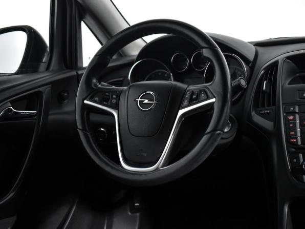 Opel Astra J Рестайлинг с пробегом 2012 года, цена 689 000 рублей, 170571 км, хэтчбек, Автокод Объявления