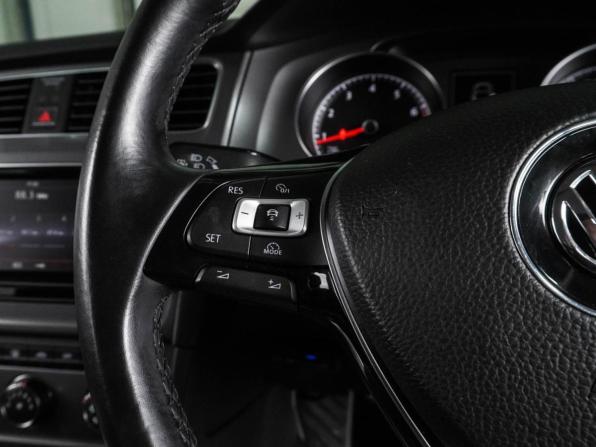 Volkswagen Golf VII с пробегом 2013 года, цена 1 245 000 рублей, 75094 км, хэтчбек, Автокод Объявления