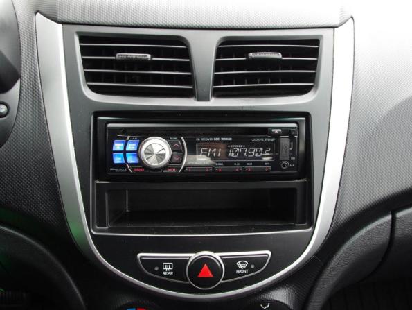Hyundai Solaris I с пробегом 2012 года, цена 790 000 рублей, 183456 км, седан, Автокод Объявления