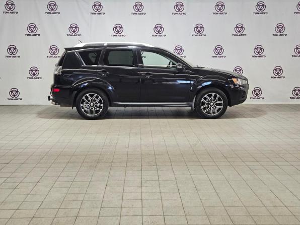 Mitsubishi Outlander II Рестайлинг с пробегом 2010 года, цена 957 000 рублей, 226085 км, внедорожник, Автокод Объявления