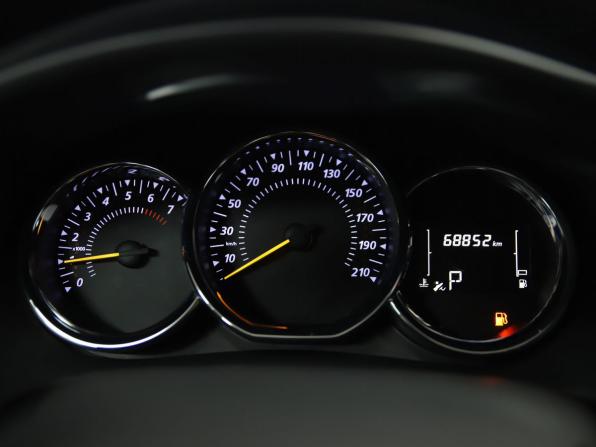 Renault Sandero II Рестайлинг с пробегом 2021 года, цена 1 380 000 рублей, 68852 км, хэтчбек, Автокод Объявления