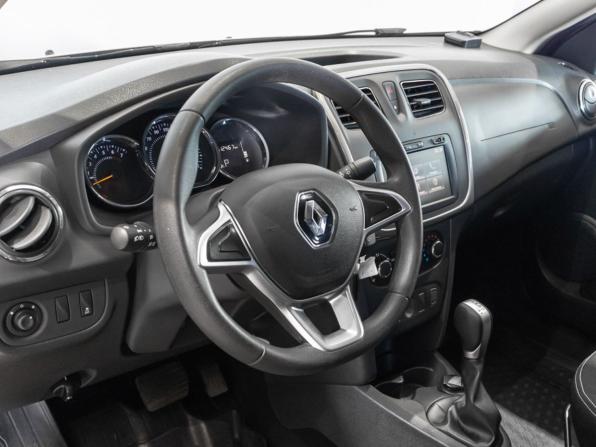 Renault Logan II Рестайлинг с пробегом 2022 года, цена 1 170 000 рублей, 112466 км, седан, Автокод Объявления