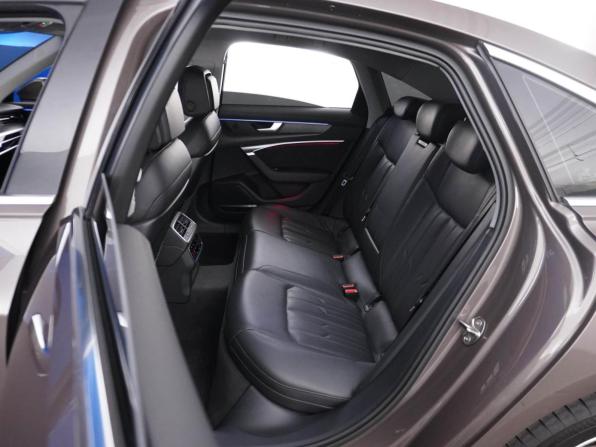 Audi A6 V (C8) с пробегом 2018 года, цена 4 299 077 рублей, 63298 км, седан, Автокод Объявления