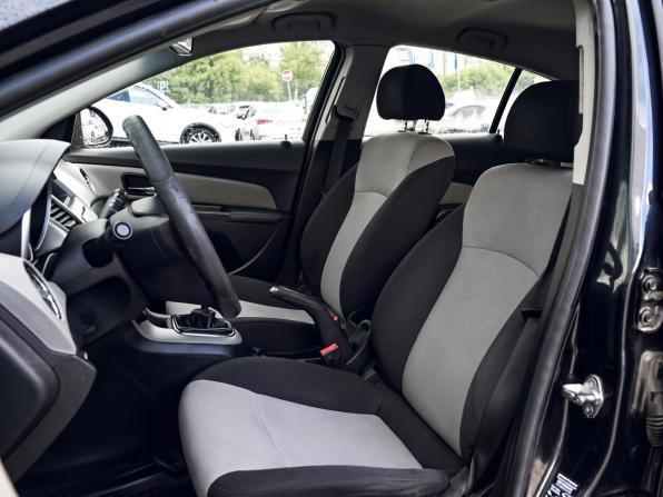 Chevrolet Cruze I Рестайлинг с пробегом 2012 года, цена 631 000 рублей, 245349 км, хэтчбек, Автокод Объявления