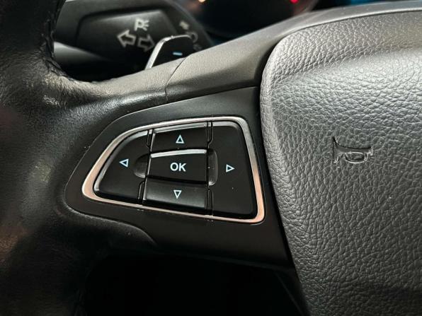 Ford Kuga II Рестайлинг с пробегом 2017 года, цена 1 780 000 рублей, 80400 км, внедорожник, Автокод Объявления