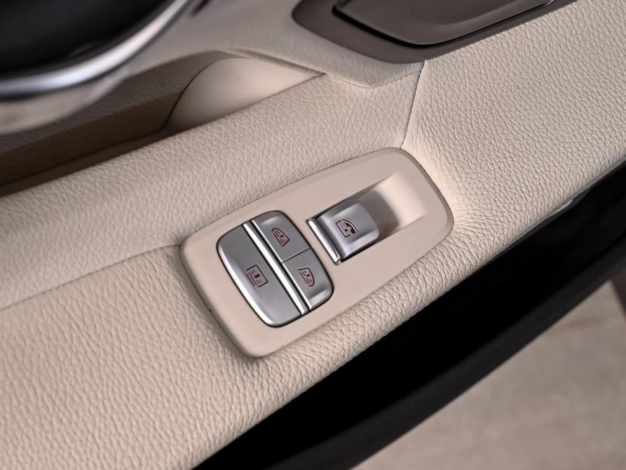 BMW 7 серии VI (G11/G12) Екатеринбург  - изображение 15