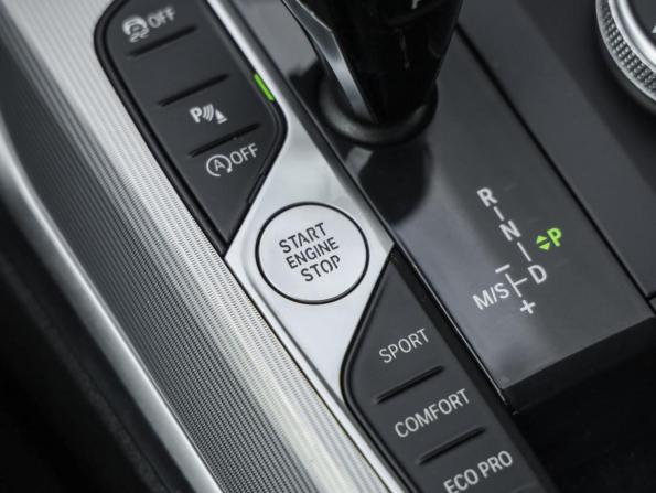 BMW 3 серии VII (G2x) с пробегом 2021 года, цена 3 586 000 рублей, 109725 км, седан, Автокод Объявления
