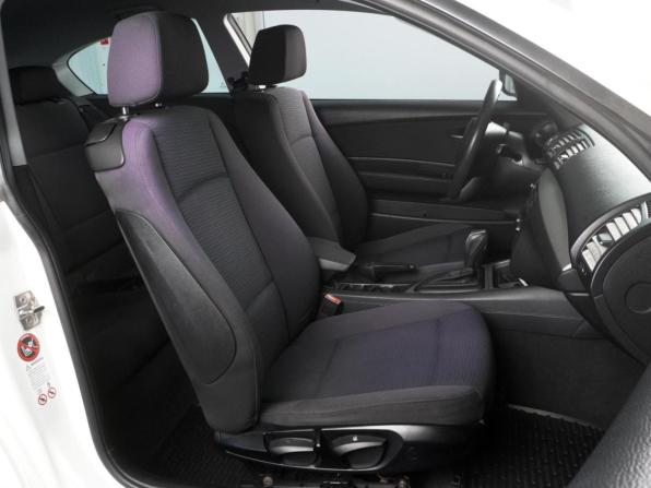 BMW 1 серии I (E81/E82/E87/E88) Рестайлинг с пробегом 2010 года, цена 809 000 рублей, 259272 км, хэтчбек, Автокод Объявления