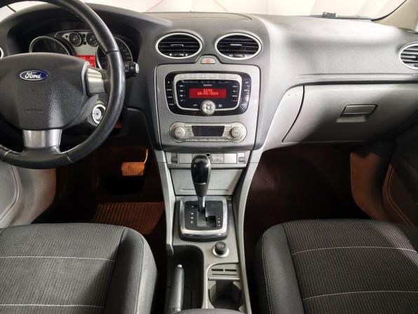 Ford Focus II Рестайлинг с пробегом 2010 года, цена 555 000 рублей, 231108 км, хэтчбек, Автокод Объявления