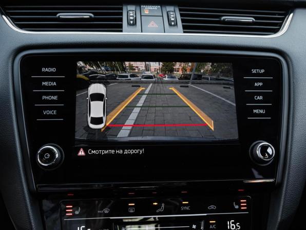 Skoda Octavia III (A7) Рестайлинг с пробегом 2019 года, цена 1 907 000 рублей, 144561 км, лифтбек, Автокод Объявления