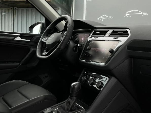 Volkswagen Tiguan II с пробегом 2020 года, цена 3 247 900 рублей, 119650 км, внедорожник, Автокод Объявления