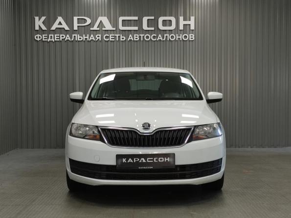 Skoda Rapid I Рестайлинг с пробегом 2017 года, цена 879 000 рублей, 215055 км, лифтбек, Автокод Объявления