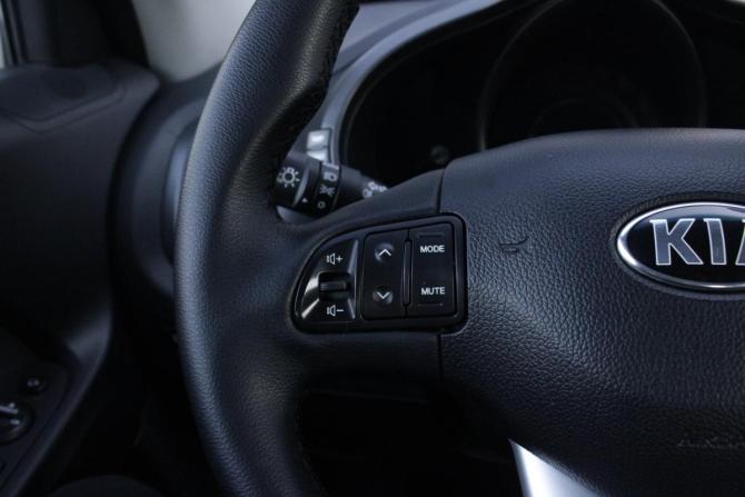 Kia Sportage III с пробегом 2013 года, цена 1 350 000 рублей, 227616 км, внедорожник, Автокод Объявления