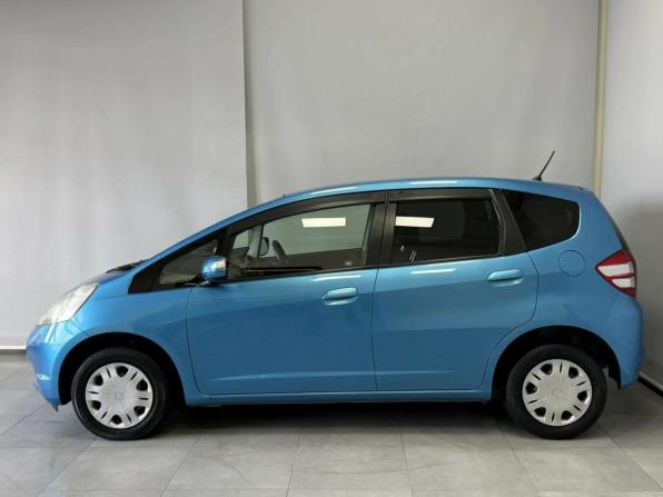 Honda Fit II с пробегом 2010 года, цена 795 000 рублей, 102564 км, хэтчбек, Автокод Объявления