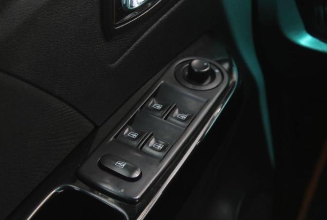 Renault Kaptur I с пробегом 2017 года, цена 1 130 000 рублей, 156335 км, внедорожник, Автокод Объявления