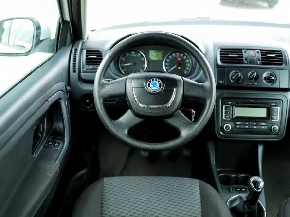 Skoda Fabia II Рестайлинг с пробегом 2011 года, цена 599 000 рублей, 179311 км, хэтчбек, Автокод Объявления