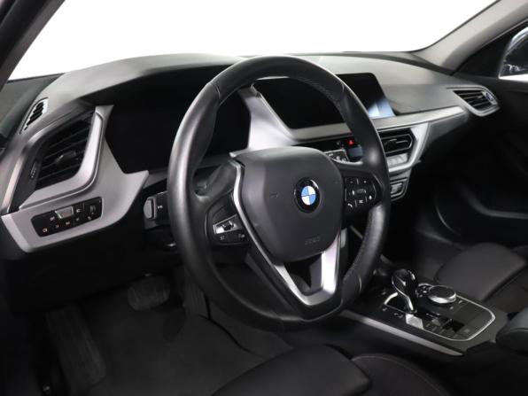 BMW 1 серии III (F40) с пробегом 2020 года, цена 3 099 900 рублей, 51000 км, хэтчбек, Автокод Объявления
