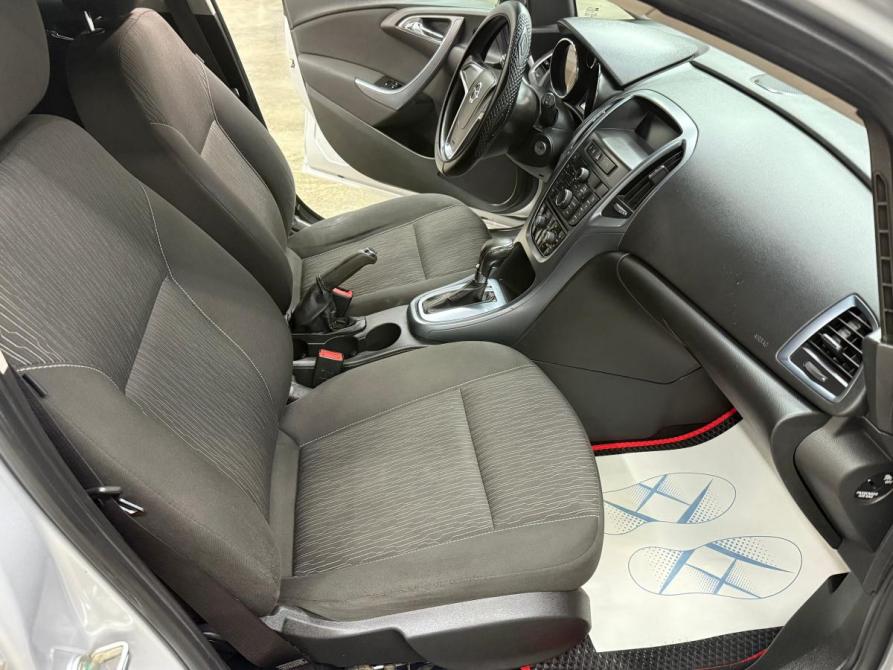 Opel Astra J Рестайлинг Азнакаево  - изображение 15