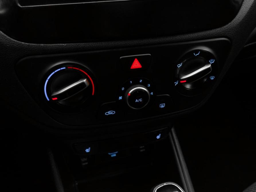 Hyundai Solaris II Москва  - изображение 16