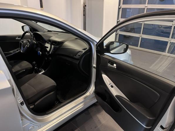 Hyundai Solaris I с пробегом 2011 года, цена 579 000 рублей, 158698 км, седан, Автокод Объявления