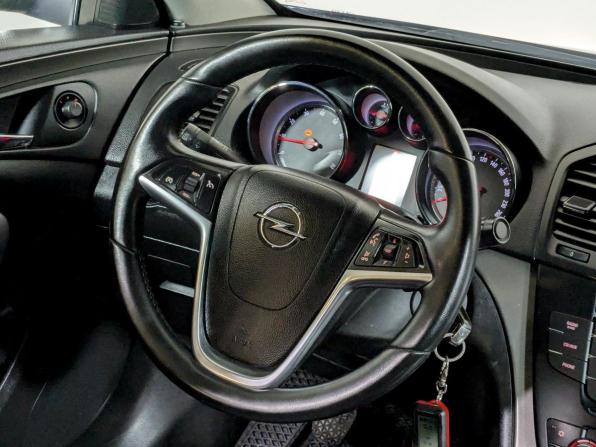 Opel Insignia I с пробегом 2011 года, цена 778 900 рублей, 195000 км, хэтчбек, Автокод Объявления