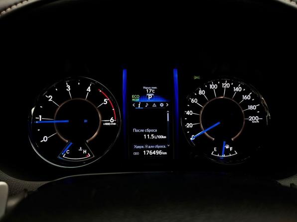 Toyota Fortuner II с пробегом 2017 года, цена 3 129 000 рублей, 176287 км, внедорожник, Автокод Объявления