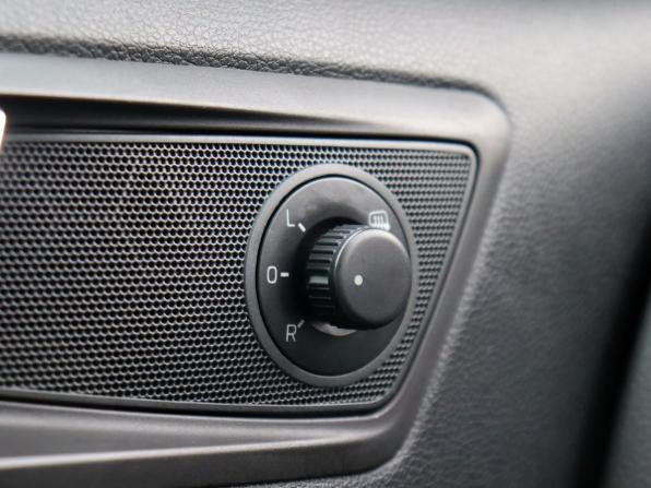Skoda Yeti I Рестайлинг с пробегом 2014 года, цена 950 000 рублей, 101436 км, внедорожник, Автокод Объявления
