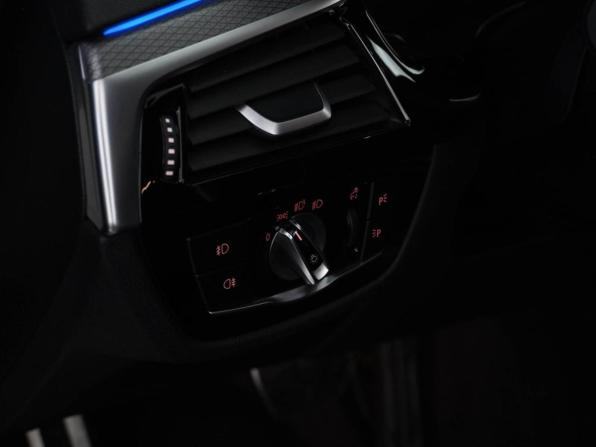 BMW 5 серии VII (G30/G31/G38) с пробегом 2018 года, цена 4 499 046 рублей, 98277 км, седан, Автокод Объявления