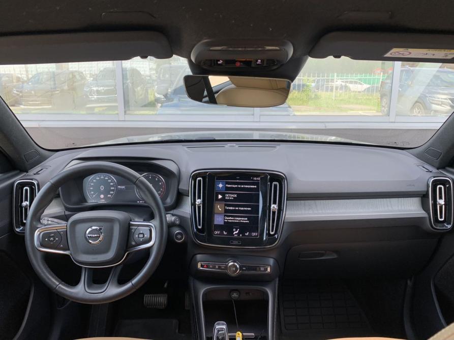 Volvo XC40 I Москва  - изображение 12
