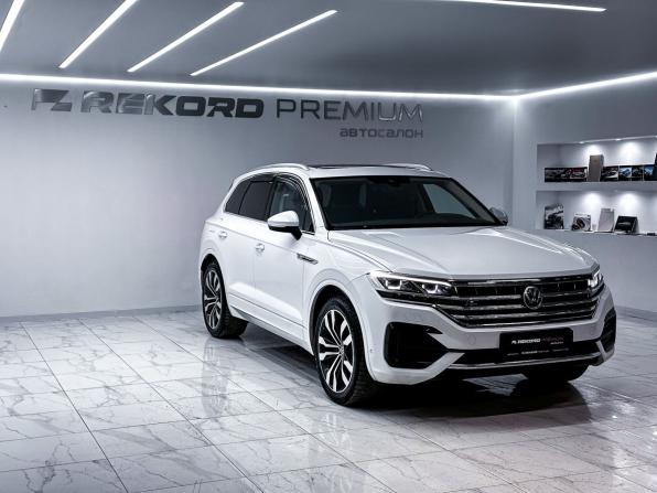 Volkswagen Touareg III с пробегом 2018 года, цена 5 650 000 рублей, 111049 км, внедорожник, Автокод Объявления