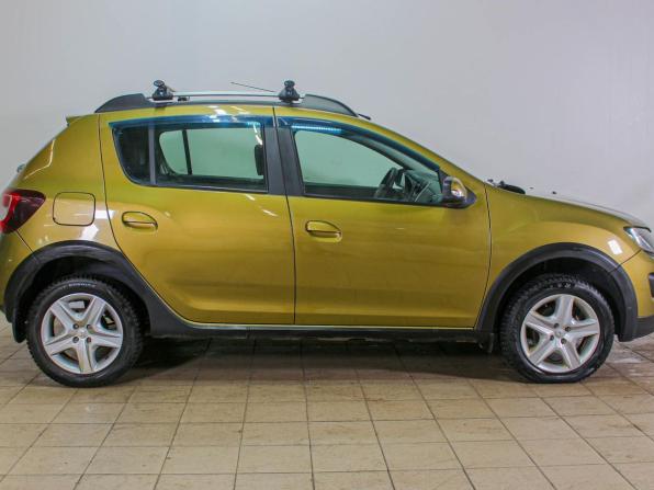Renault Sandero II с пробегом 2015 года, цена 615 000 рублей, 268000 км, хэтчбек, Автокод Объявления
