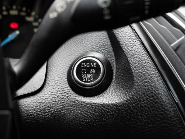 Ford Focus III Рестайлинг с пробегом 2018 года, цена 1 325 000 рублей, 132499 км, универсал, Автокод Объявления