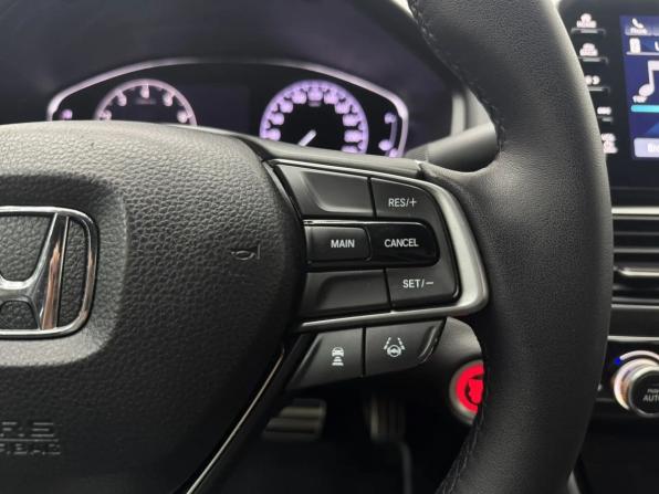 Honda Accord X с пробегом 2019 года, цена 1 997 000 рублей, 75550 км, седан, Автокод Объявления