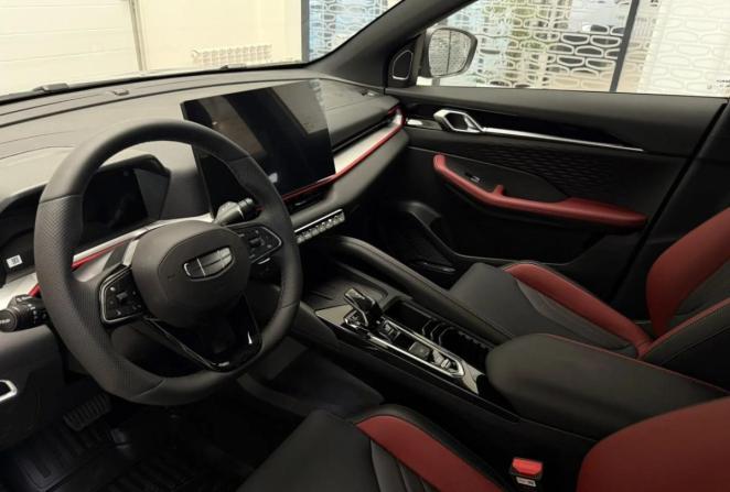 Новый Geely Coolray I Рестайлинг 2 2026 года, цена 2 914 990 рублей, внедорожник, Автокод Объявления