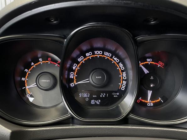 Lada (ВАЗ) Vesta I с пробегом 2019 года, цена 997 000 рублей, 97363 км, универсал, Автокод Объявления