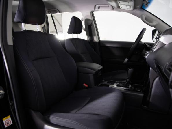Toyota Land Cruiser Prado 150 Series Рестайлинг 1 с пробегом 2015 года, цена 4 499 000 рублей, 82623 км, внедорожник, Автокод Объявления