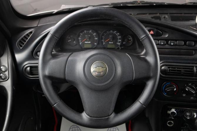 Chevrolet Niva I Рестайлинг с пробегом 2018 года, цена 649 000 рублей, 42000 км, внедорожник, Автокод Объявления