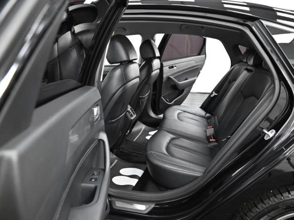 Hyundai Sonata VII (LF) Рестайлинг с пробегом 2019 года, цена 1 449 000 рублей, 180000 км, седан, Автокод Объявления
