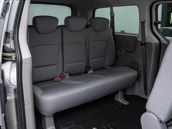 Hyundai H-1 II Рестайлинг 2 с пробегом 2019 года, цена 3 170 000 рублей, 97652 км, минивэн, Автокод Объявления