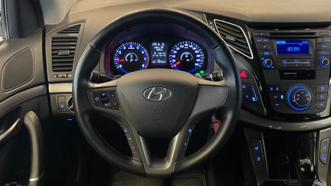 Hyundai i40 I Рестайлинг с пробегом 2016 года, цена 1 345 000 рублей, 90164 км, седан, Автокод Объявления