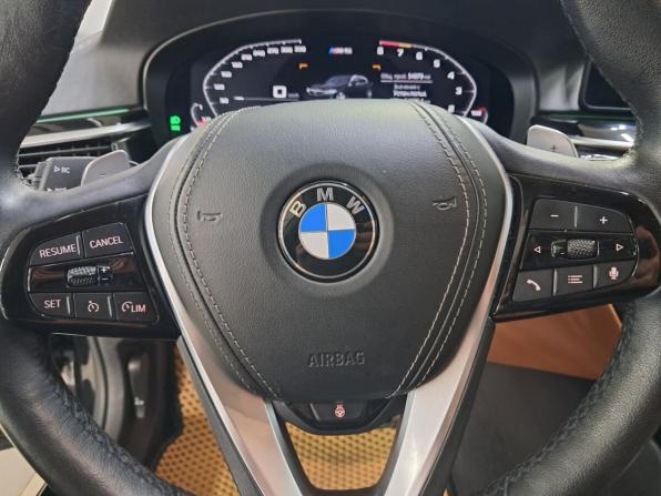 BMW 5 серии VII (G30/G31/G38) Рестайлинг с пробегом 2021 года, цена 5 300 000 рублей, 54987 км, седан, Автокод Объявления
