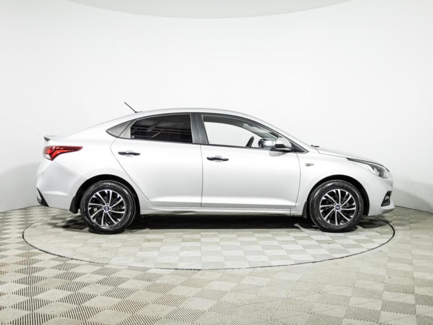 Hyundai Solaris II Санкт-Петербург  - изображение 4