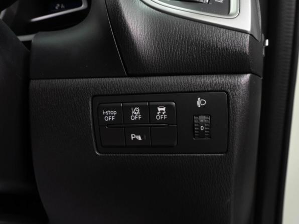 Mazda Axela III Рестайлинг с пробегом 2019 года, цена 1 689 000 рублей, 120362 км, хэтчбек, Автокод Объявления